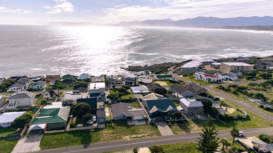 3 Bedroom Property for Sale in De Kelders Western Cape